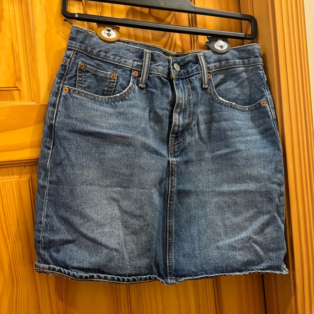 LEVIs High Waisted Denim Skirt